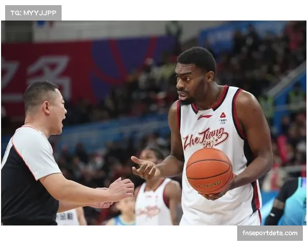 浙江稠州金租主场迎战天津先行者，约翰逊对位哈姆雷特